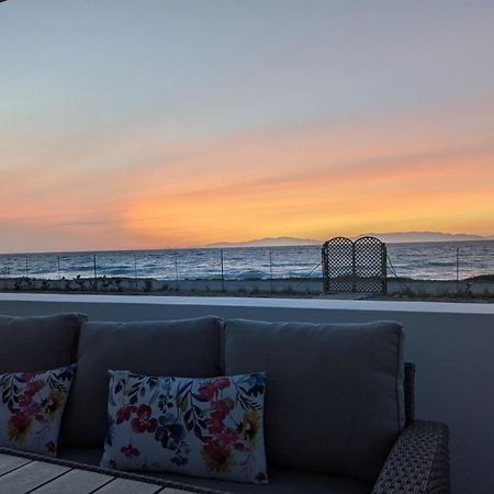 Lambou Beach Sunset Soroni المظهر الخارجي الصورة